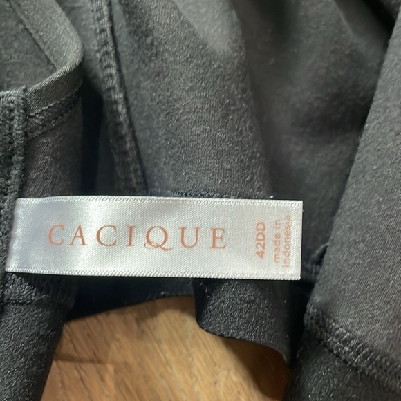 Cacique Cotton LL NW Scoop Black Bra No Wire
Size 42DD - Picture 10 of 13